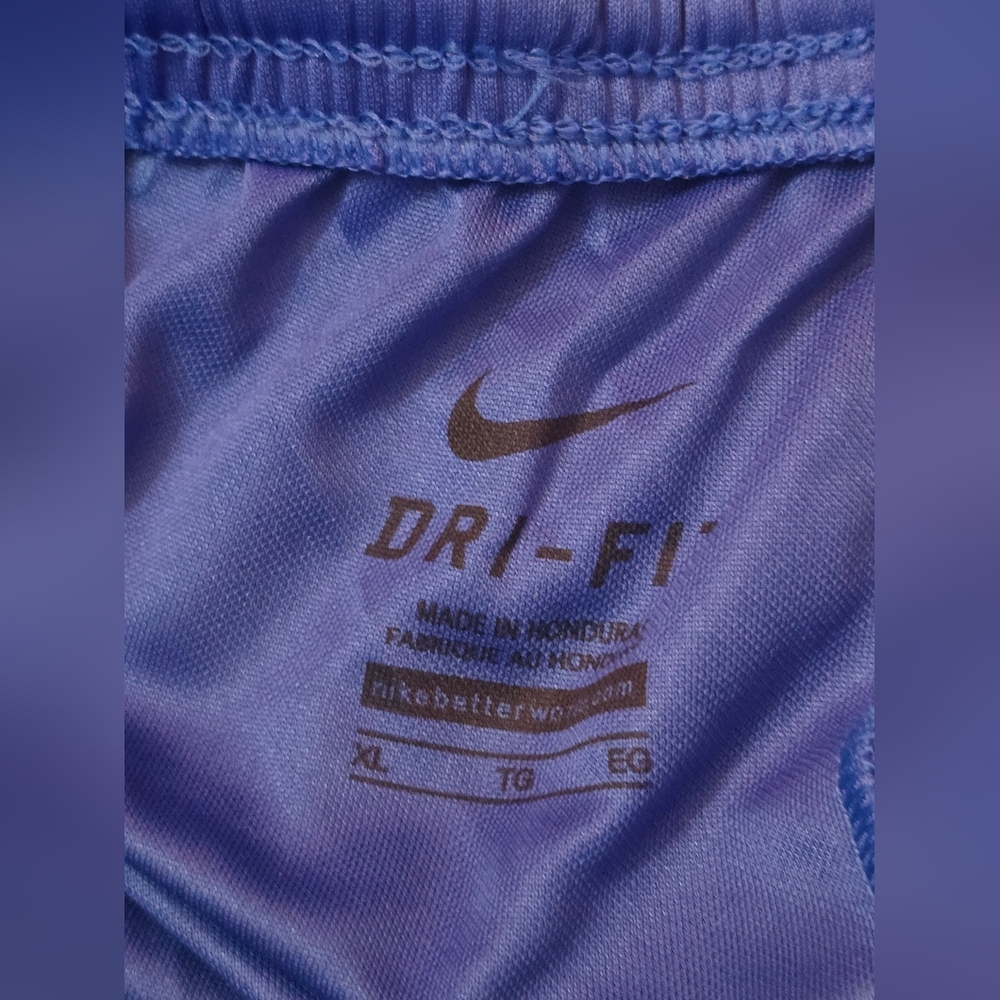 Chelsea Soccer Shorts - Picture 5 of 7